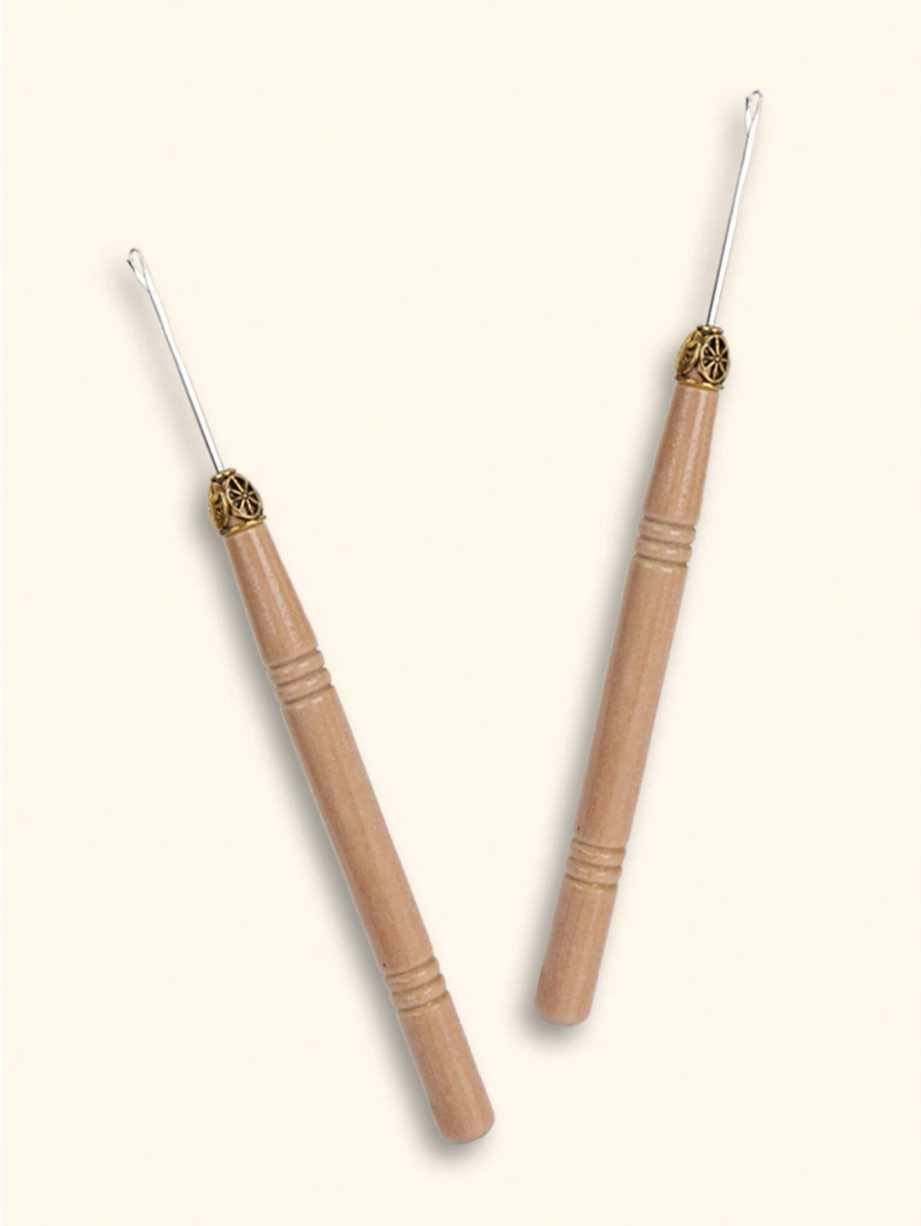 2-Pack Plastic Beige Latch Crochet Hooks